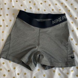Nike Pro 3” shorts